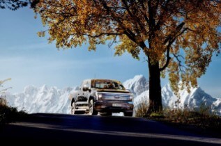 Elektrische Pick-Up Ikone Ford F-150 Lightning kommt in d...